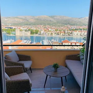 Apartment Mentha, Trogir