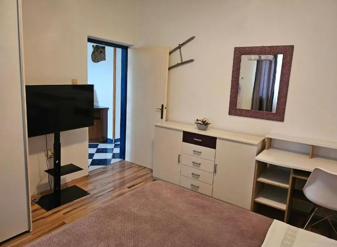 Apartments Bareta - Trogir 0*,