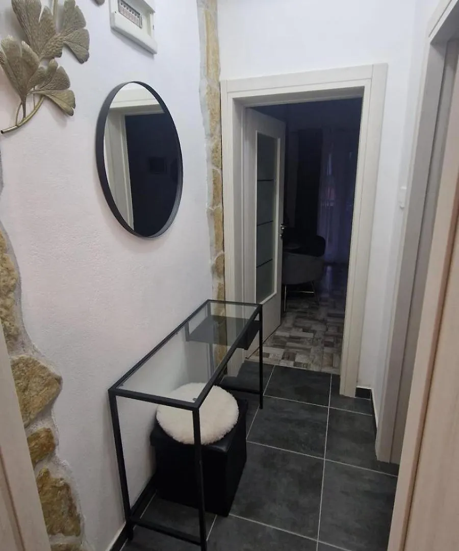 Apartments Bareta - Trogir 0*,  Croatia